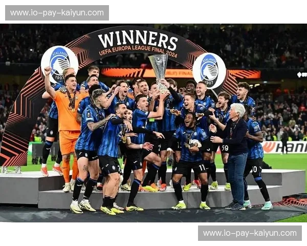 意大利杯赛事赛后:余温未散,战术与人心的交锋 意大利杯赛事赛后:余温未散,战术与人心的交锋